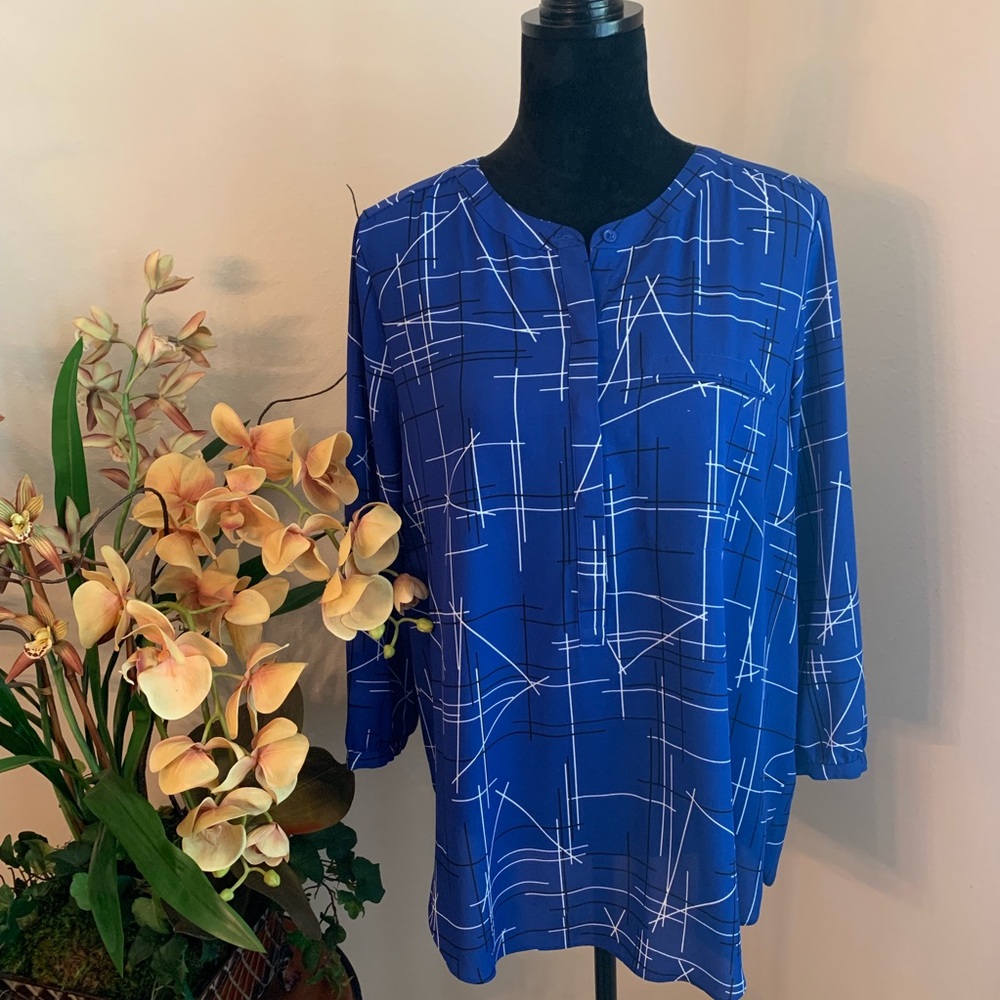 NYDJ  I  Pleated Back Blouse - NWOT